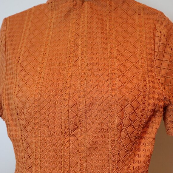 Embroidered Laced Blouse - Picture 7 of 8